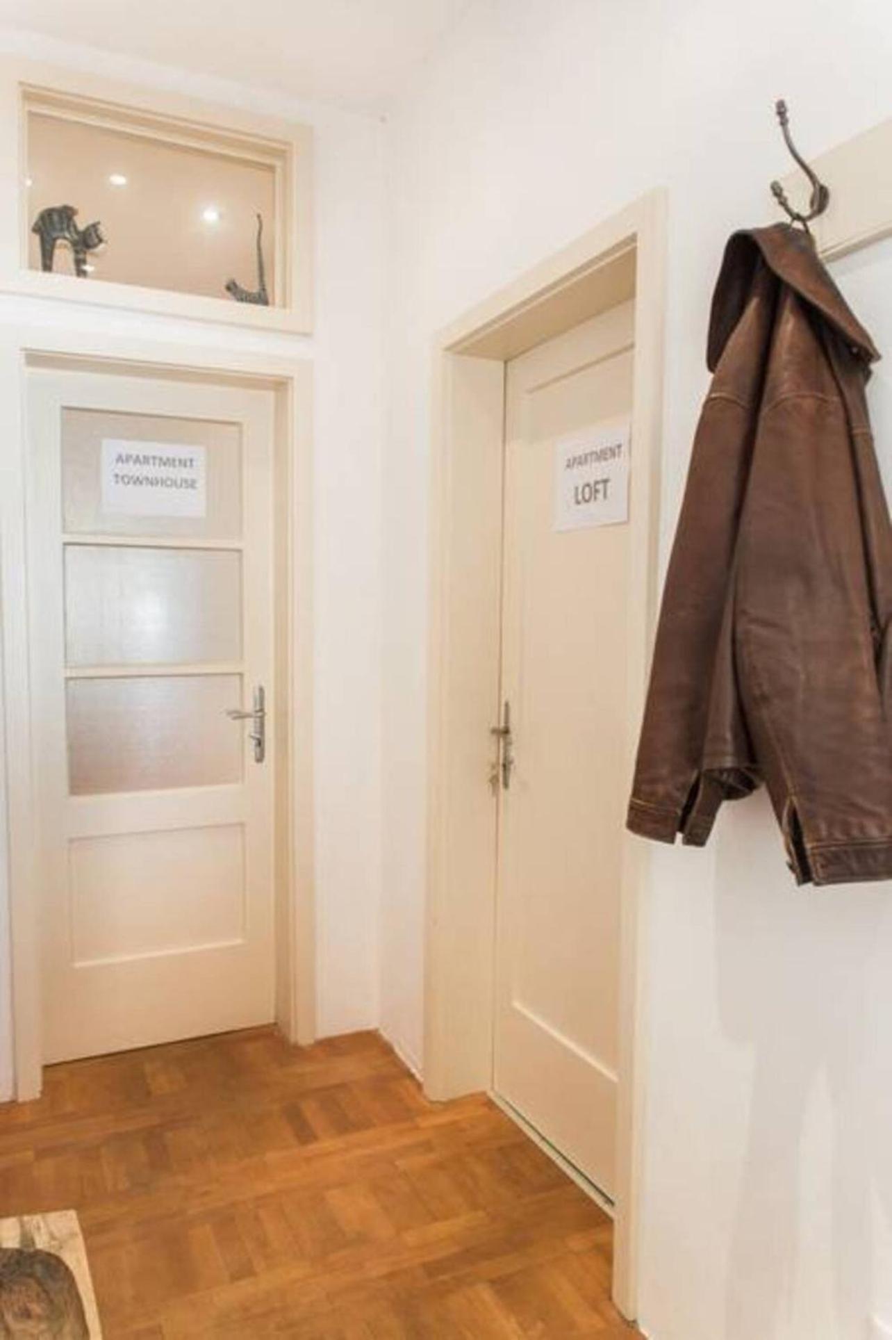 Tolmin Center Apartments Townhouse & Loft Dış mekan fotoğraf